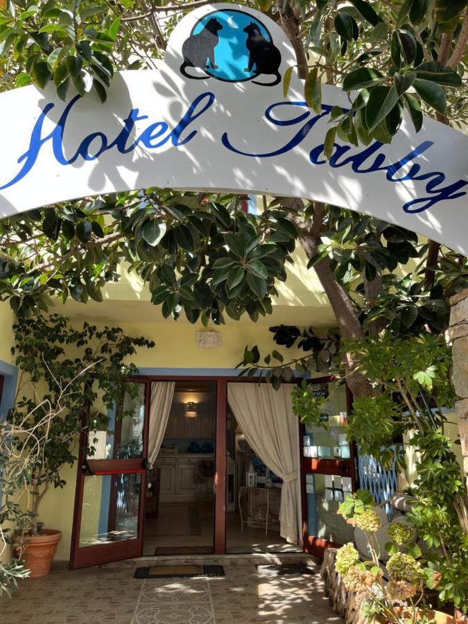 Hotel Tabby Golfo Aranci Exterior photo